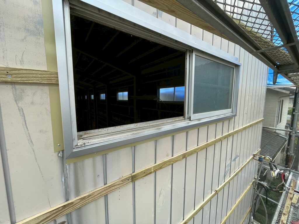 上尾市の外壁塗装・さいたま市の外壁塗装・板橋区の外壁塗装・防水工事・外壁サイディング・屋根カバー工法施工事例【さいたま市・上尾市・板橋区の塗装工事・外装工事専門　ぬりまさ】
