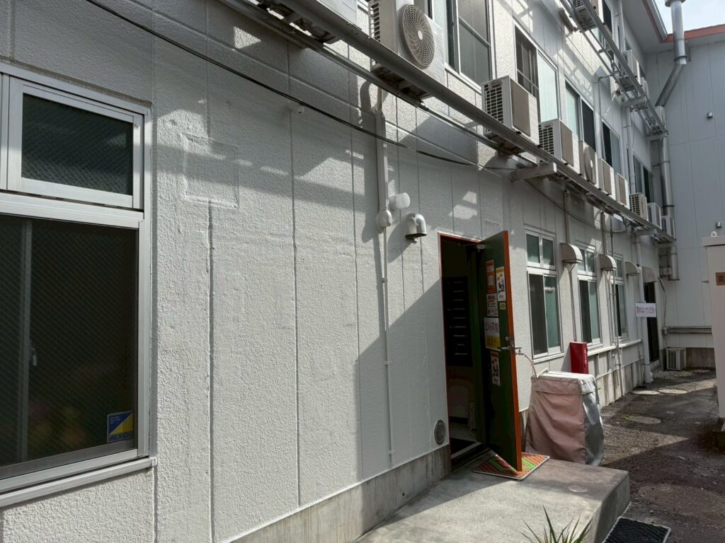 上尾市の外壁塗装・さいたま市の外壁塗装・板橋区の外壁塗装・防水工事・外壁サイディング・屋根カバー工法施工事例【さいたま市・上尾市・板橋区の塗装工事・外装工事専門　ぬりまさ】