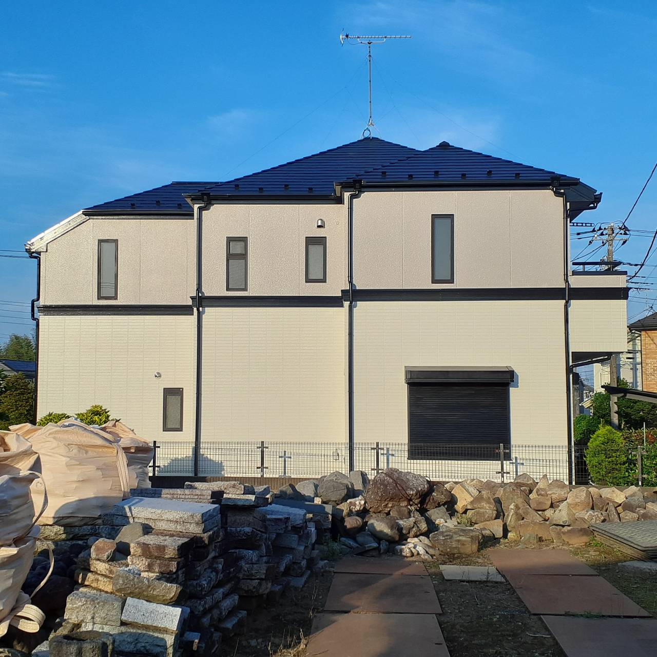 上尾市の外壁塗装・さいたま市の外壁塗装・板橋区の外壁塗装・防水工事・外壁サイディング・屋根カバー工法施工事例【さいたま市・上尾市・板橋区の塗装工事・外装工事専門　ぬりまさ】