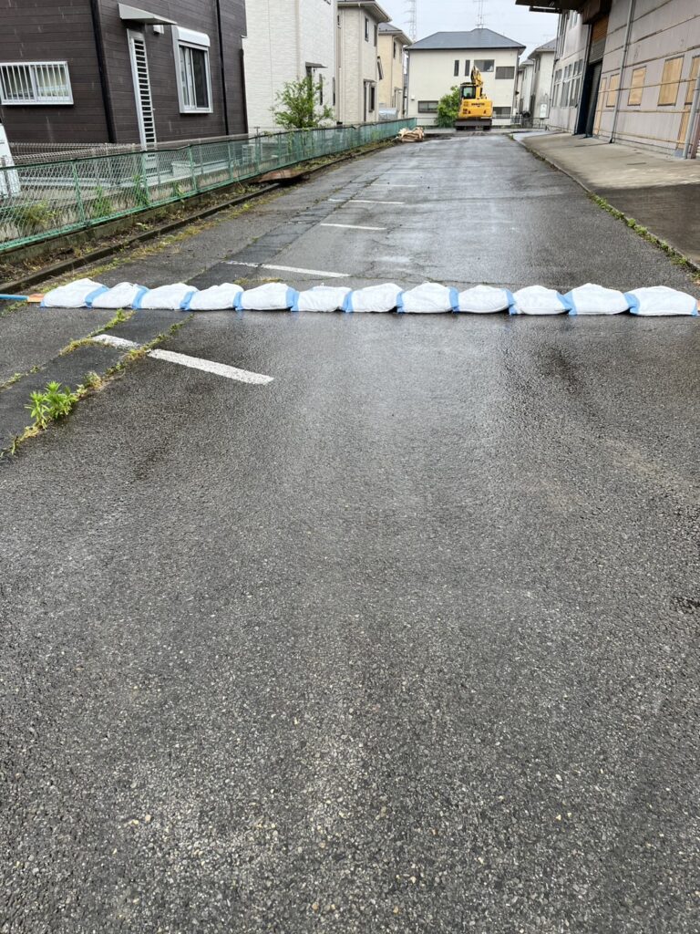 上尾市の外壁塗装・さいたま市の外壁塗装・板橋区の外壁塗装・防水工事・外壁サイディング・屋根カバー工法施工事例【さいたま市・上尾市・板橋区の塗装工事・外装工事専門　ぬりまさ】
