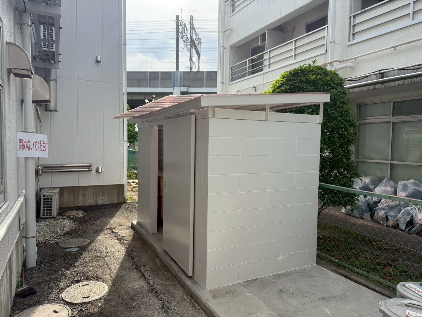 上尾市の外壁塗装・さいたま市の外壁塗装・板橋区の外壁塗装・防水工事・外壁サイディング・屋根カバー工法施工事例【さいたま市・上尾市・板橋区の塗装工事・外装工事専門　ぬりまさ】
