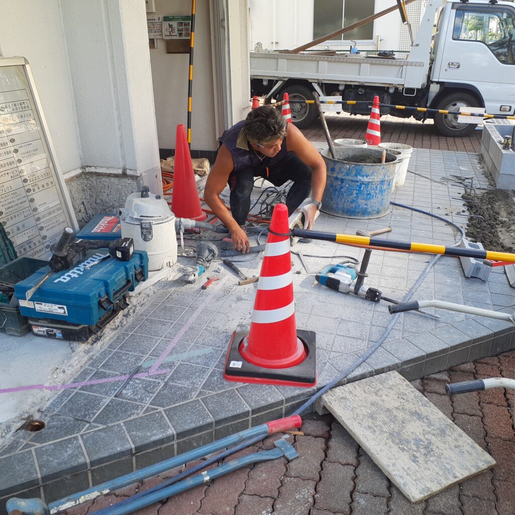 上尾市の外壁塗装・さいたま市の外壁塗装・板橋区の外壁塗装・防水工事・外壁サイディング・屋根カバー工法施工事例【さいたま市・上尾市・板橋区の塗装工事・外装工事専門　ぬりまさ