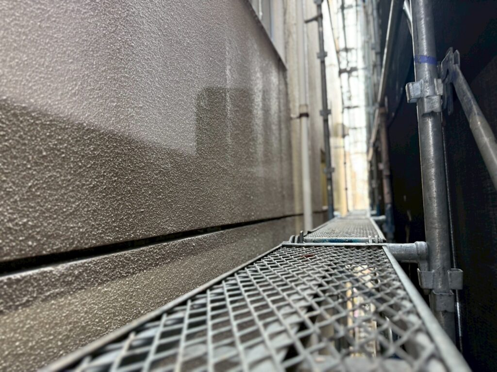 上尾市の外壁塗装・さいたま市の外壁塗装・板橋区の外壁塗装・防水工事・外壁サイディング・屋根カバー工法施工事例【さいたま市・上尾市・板橋区の塗装工事・外装工事専門　ぬりまさ】
